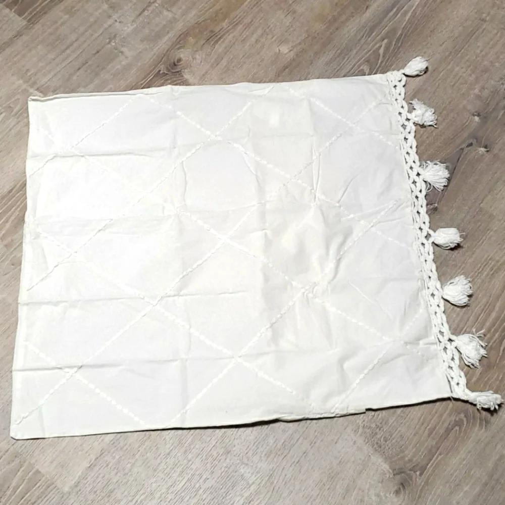 Pottery Barn White Cotton Pillowcase 1 Pom-Pom Detail Good Used